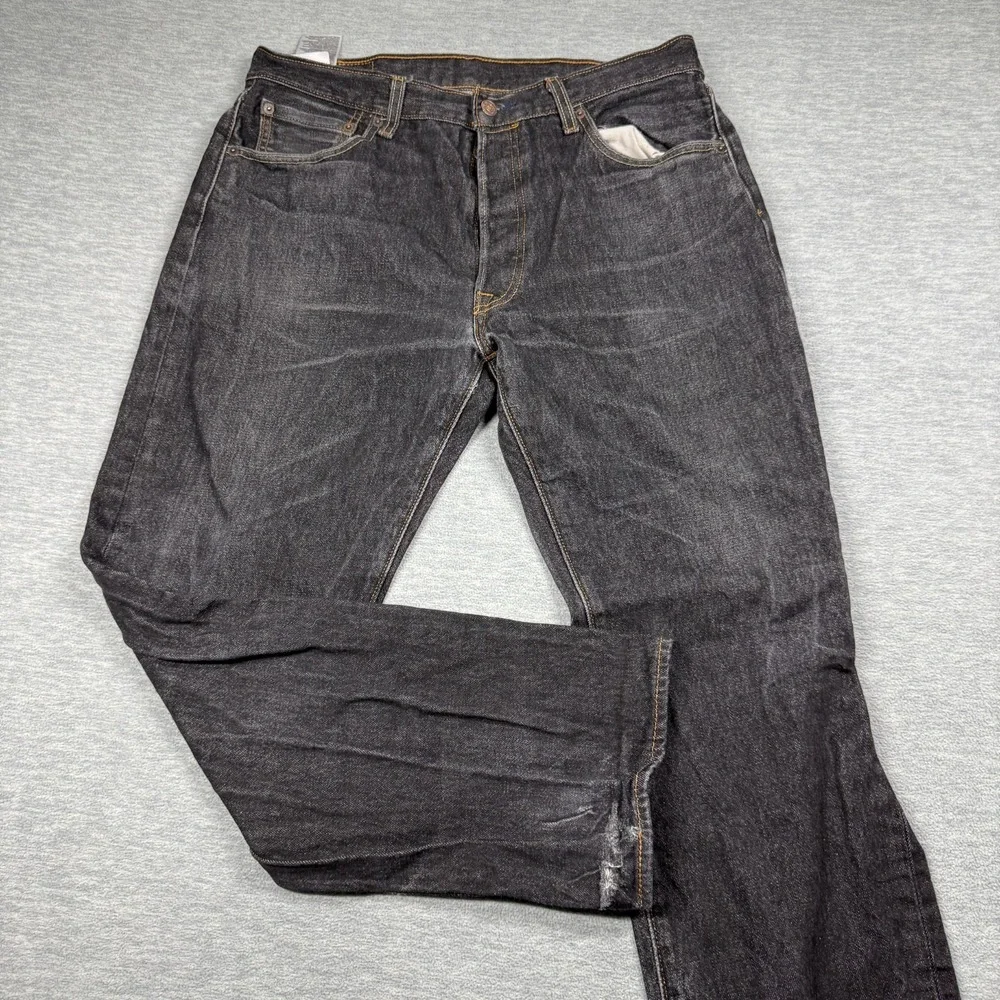 Levi's 501 Jeans Mens 36x32‎ Black Denim Button Fly Straight Leg Classic Fit VTG